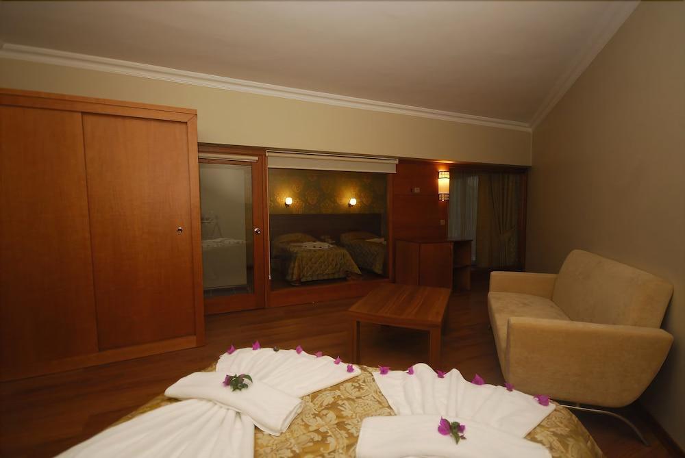 טורונץ' Meril Club Hotel Marmaris (Adults Only) מראה חיצוני תמונה